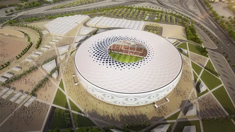 La construction du stade Al Thumama au Qatar touche à sa fin