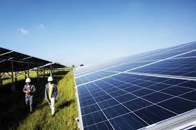 Toshiba signe un accord de construction pour la centrale solaire d'Onikoube au Japon