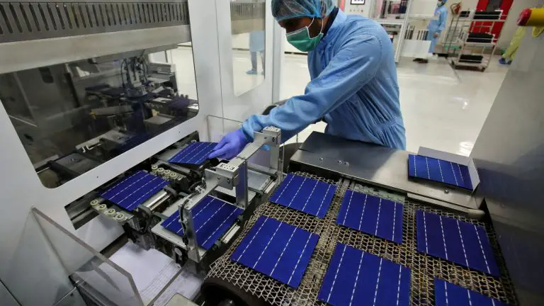 solar module plant