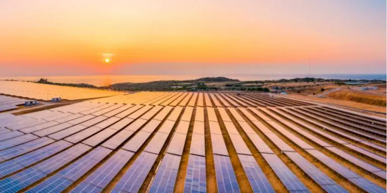 37 centrales solaires à construire en France par la filiale d'Axpo Urbasolar.