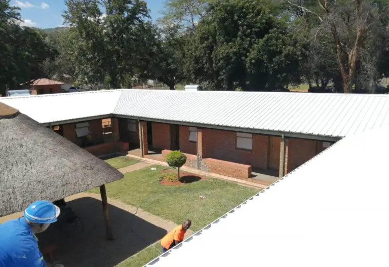SANDF inakamilisha mradi wa paa baridi huko Limpopo, Afrika Kusini