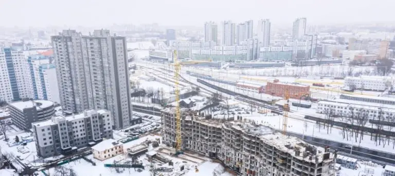 सर्दियों में 4 प्रमुख निर्माण सुरक्षा उपाय