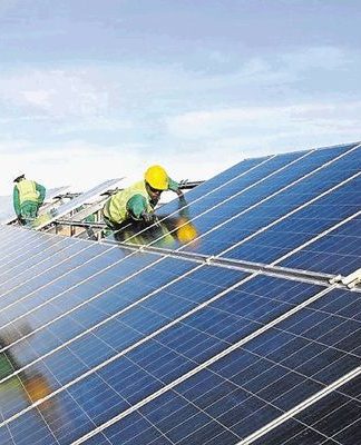 टौना माली में सौर ऊर्जा संयंत्र