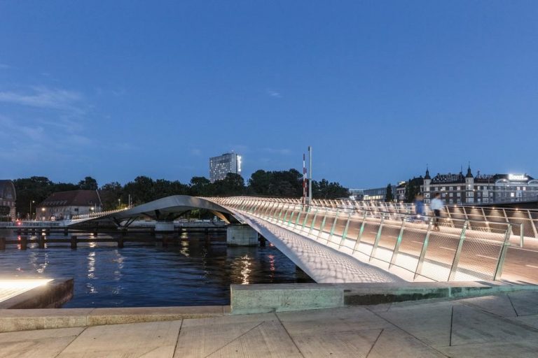 Corniche-side River Marina