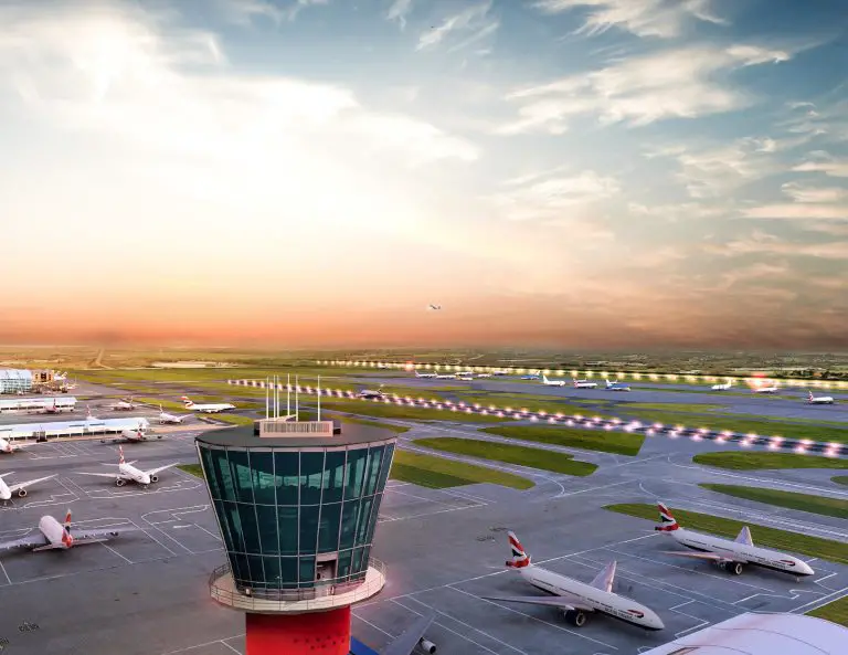 Top ten largest airports in the USA