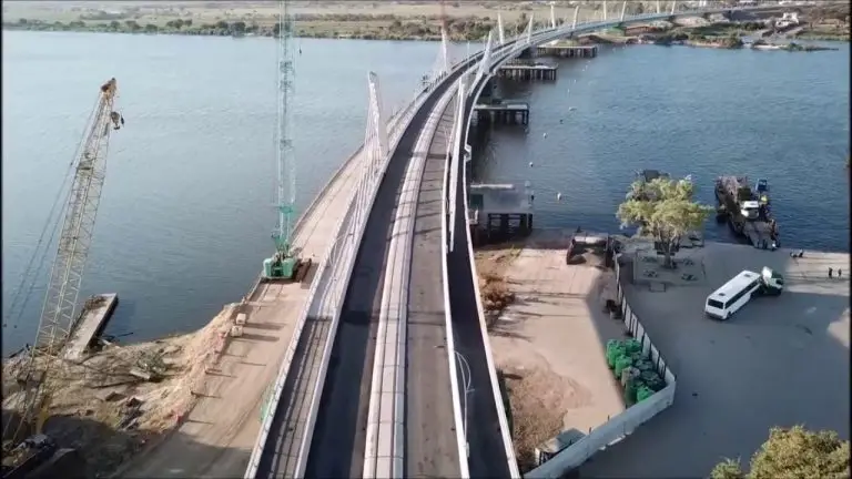 Die 260 Millionen US-Dollar teure Kazungula-Brücke im südlichen Afrika wurde offiziell eröffnet