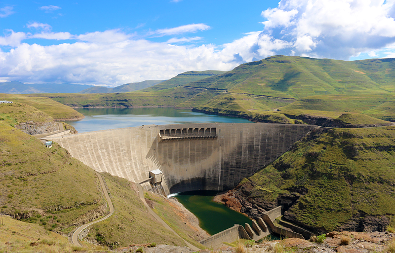 Picture of a dam