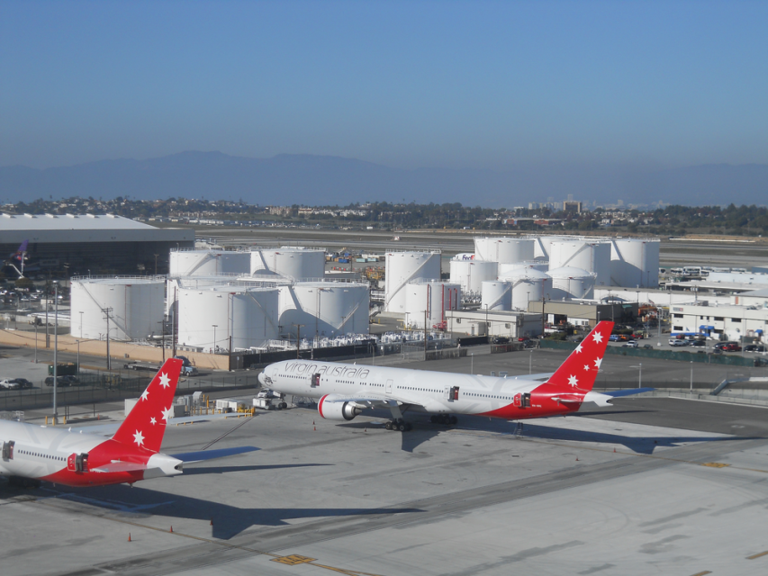 Construction of aviation fuel depot & refueling system at Bouak? airport