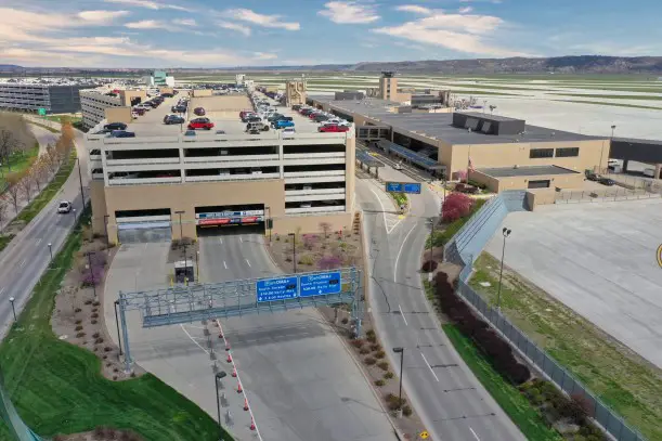 Omaha Eppley Airfield erhält 28.3 Millionen US-Dollar Upgrade, Nebraska