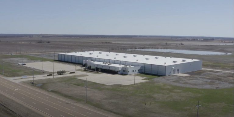 Agrandissement de l'usine de Mullen Automotive Tunica au Mississippi