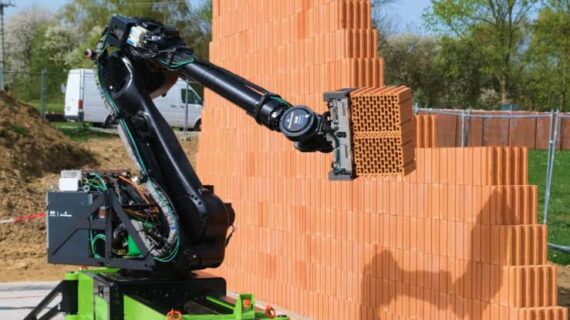 Automatic brick-laying robot