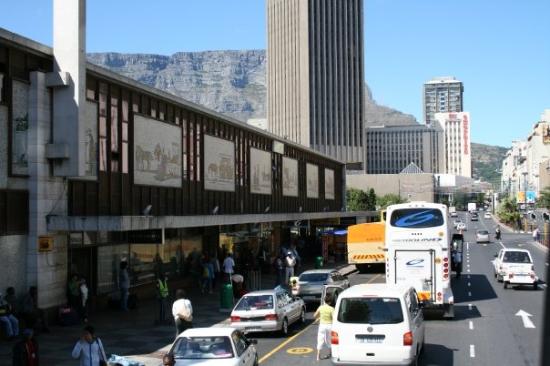 Вокзал Кейптауна будет перестроен в 20-этажный многофункциональный комплекс
