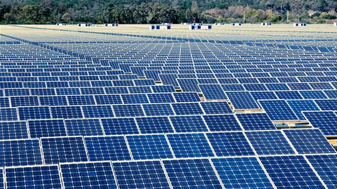 PPAs assinados para três projetos de energia solar e armazenamento co-localizados na África do Sul