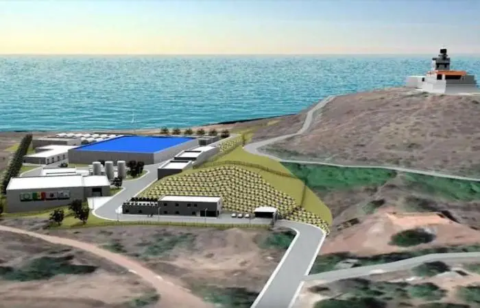 Начало строительства завода по опреснению морской воды Mamelles, первого в своем роде в Сенегале