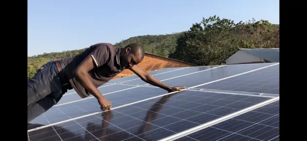 Гана инвестирует 85 миллионов долларов США в мини-сети и фотоэлектрические солнечные системы