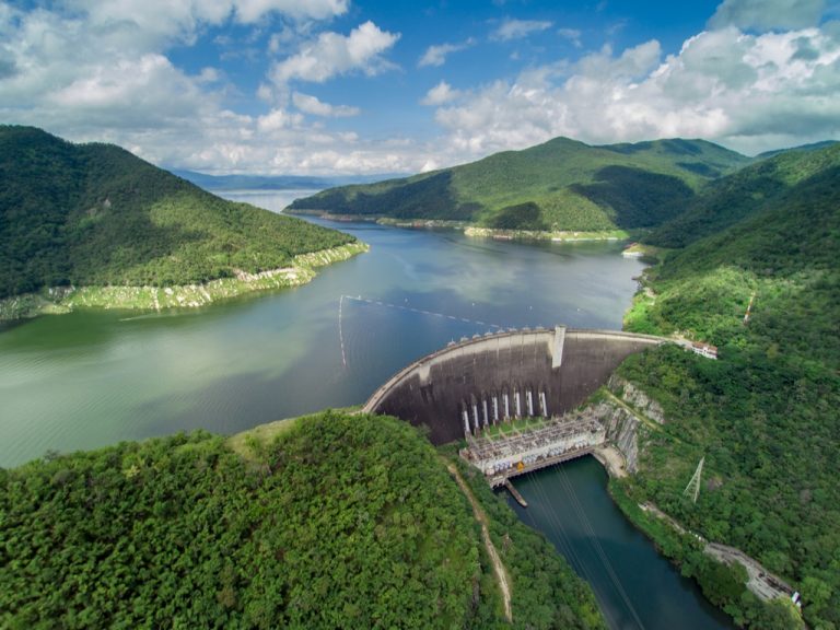 Barrage polyvalent et centrale électrique de Muvumba au Rwanda