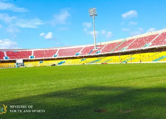 Der Bau des Nkawkaw-Sportstadions in Ghana kostet fast 3.4 Millionen US-Dollar