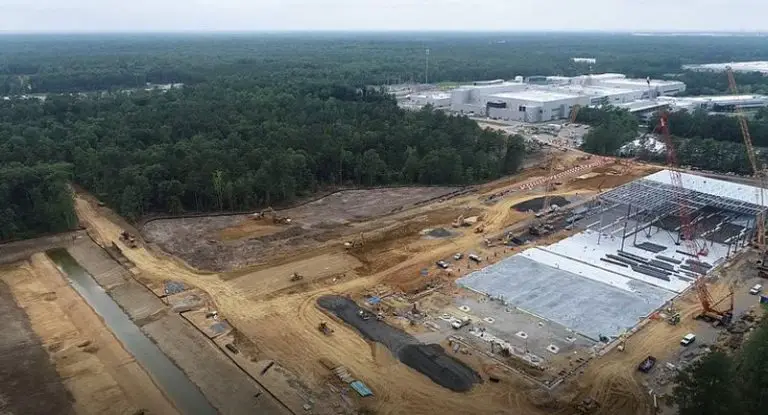 Le projet d'expansion de 1.5 million de pieds carrés du centre de données QTS en Virginie démarre