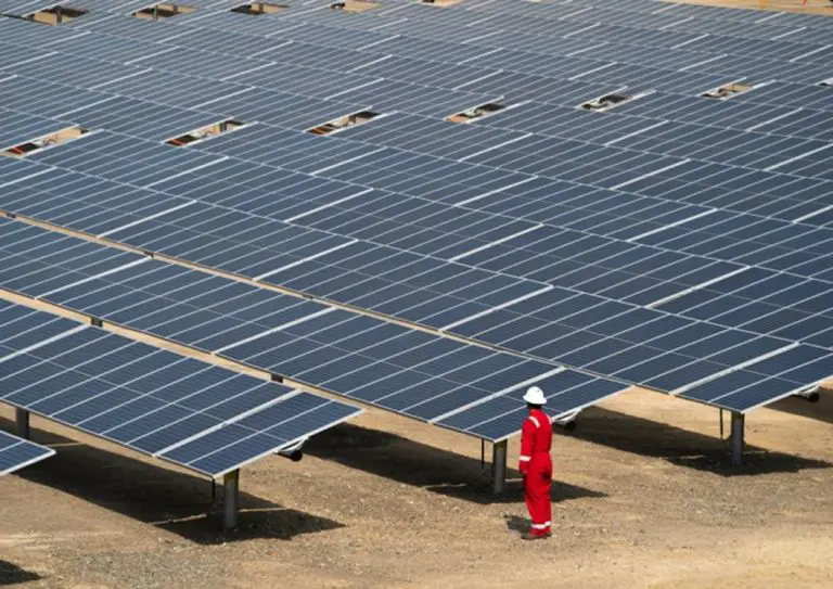 Omán: La construcción de la instalación de energía solar de las plantas desalinizadoras de Sharqiyah comenzará pronto