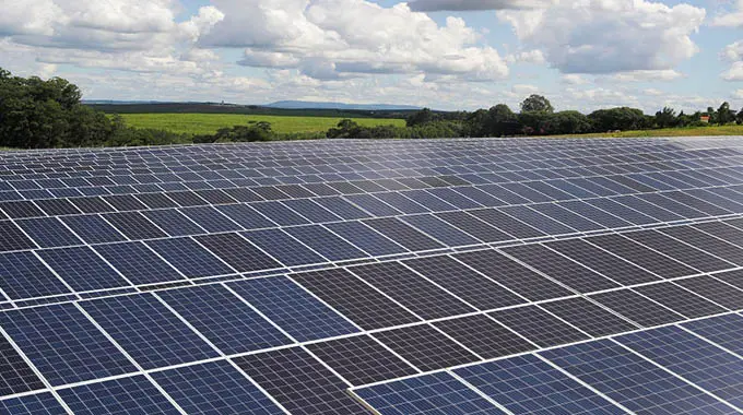 Zimbabwe Mimosa piani di costruzione della centrale solare in corso