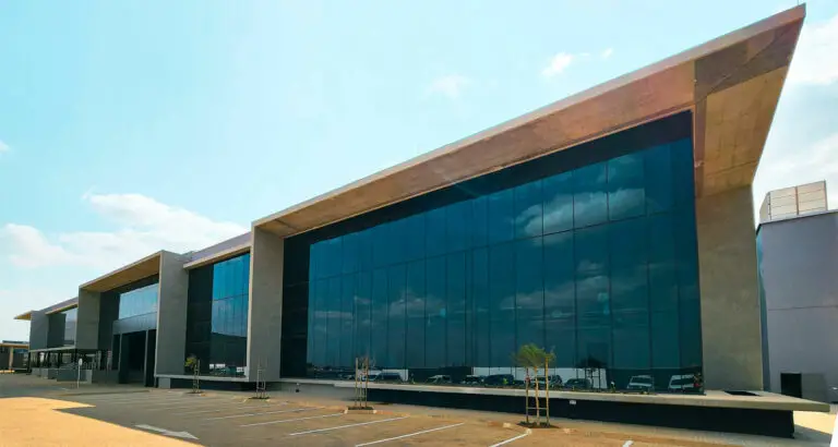 Fin de la construction de la première phase de JB4, le nouveau centre de données à grande échelle du campus de Bredell, en Afrique du Sud