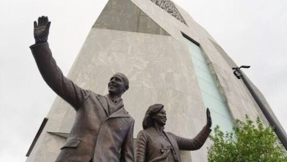 Barack and Michelle Obama Statues in Chicago South Side