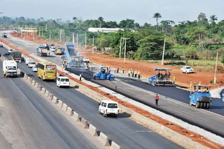 Lagos-Ibadan road construction in Nigeria suspended to resume in Jan
