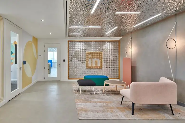 La rénovation du siège LinkedIn de MENA à Dubaï est terminée