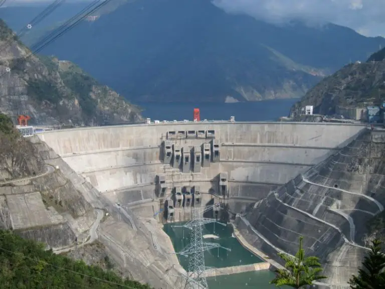 Grande Dixence Hydroelectric Complex: A Landmark Renovation