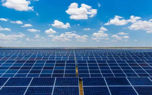 The Soventix De Aar 1 GW Solar Project has officially moved into its next critical phase following the issuance of the Eskom Budget Quote, signaling that the massive Northern Cape installation is cleared for grid integration.
