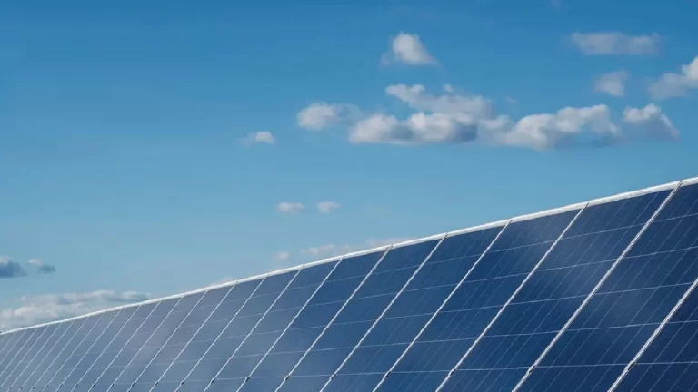 Neoen beginnt mit dem Bau von 24.7-MW-Trio-Solarprojekten in Italien