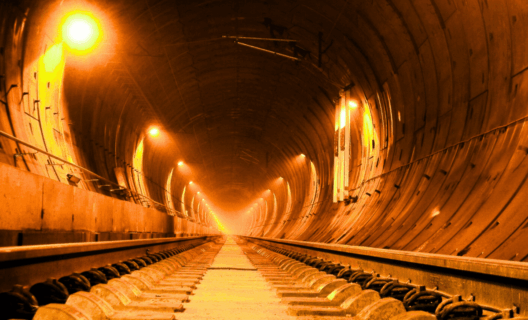 The current design envisions a 65-kilometer double-bore rail tunnel, with 27.7 kilometers running beneath the sea at depths of up to 475 meters, connecting Vejer de la Frontera in Spain to Tangier in Morocco.