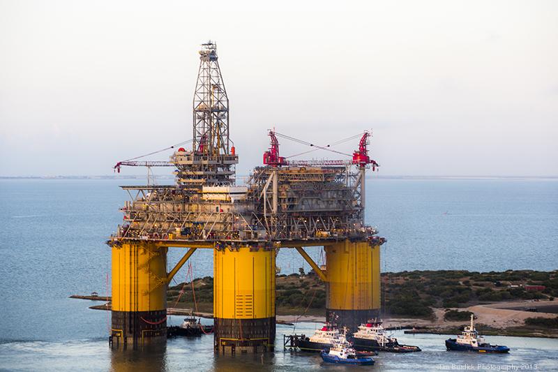 How Many Heavy Scientist On Large Oil Rig Top 6 World’s Largest Oil Rigs; Interesting Facts You Should Know