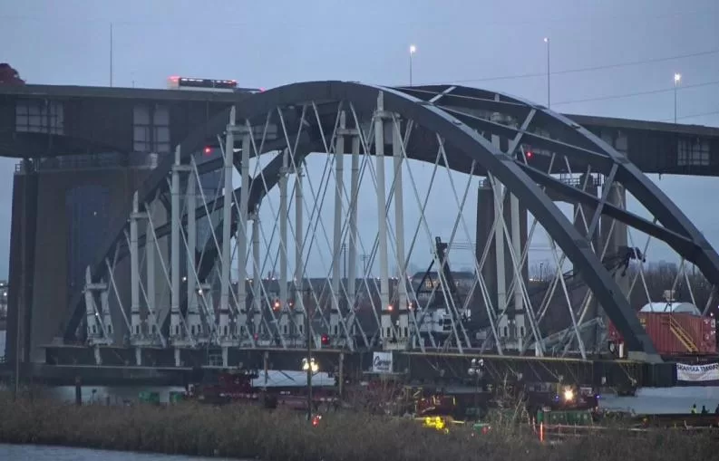 The steel arch for the North East Corridor bridge in Kearny NJ, US