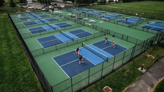 Black Barn Pickleball plans to construct approximately 18 to 20 new indoor pickleball courts and eight outdoor courts on vacant land at the intersection of Linden Avenue and Spaulding Road.