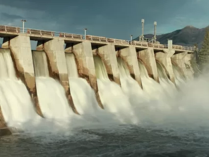 world’s largest hydropower dam