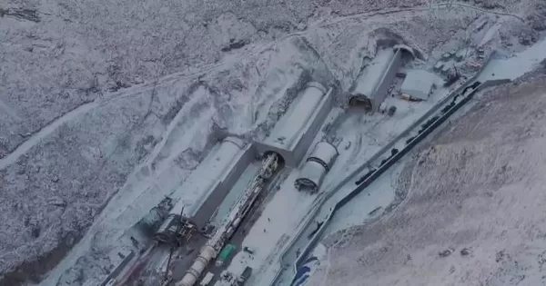 World’s Longest Expressway Tunnel