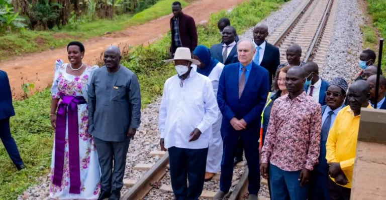 Uganda’s President Yoweri Museveni commissioned the newly revamped Mukono-Kampala meter gauge railway line. This project is a part of his four-decade government’s ambitious effort towards infrastructure development and also easing transport for the 46 million Ugandans.