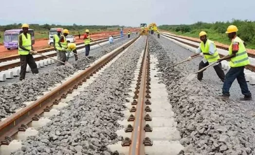 This railway segment covers a distance of 203 kilometers