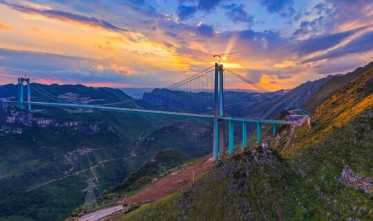 Huajiang Grand Canyon Bridge officially opened to traffic on September 28, 2025.