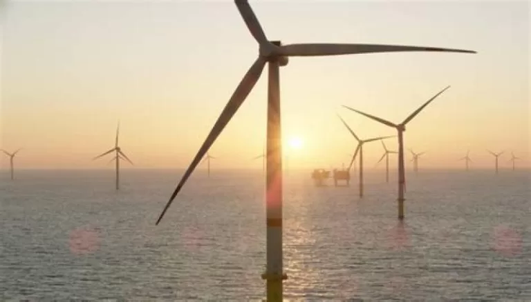 First Turbine Installed at Germany’s largest offshore wind farm EnBW He Dreiht