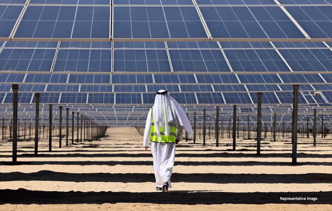 World’s Largest Solar and BESS Project