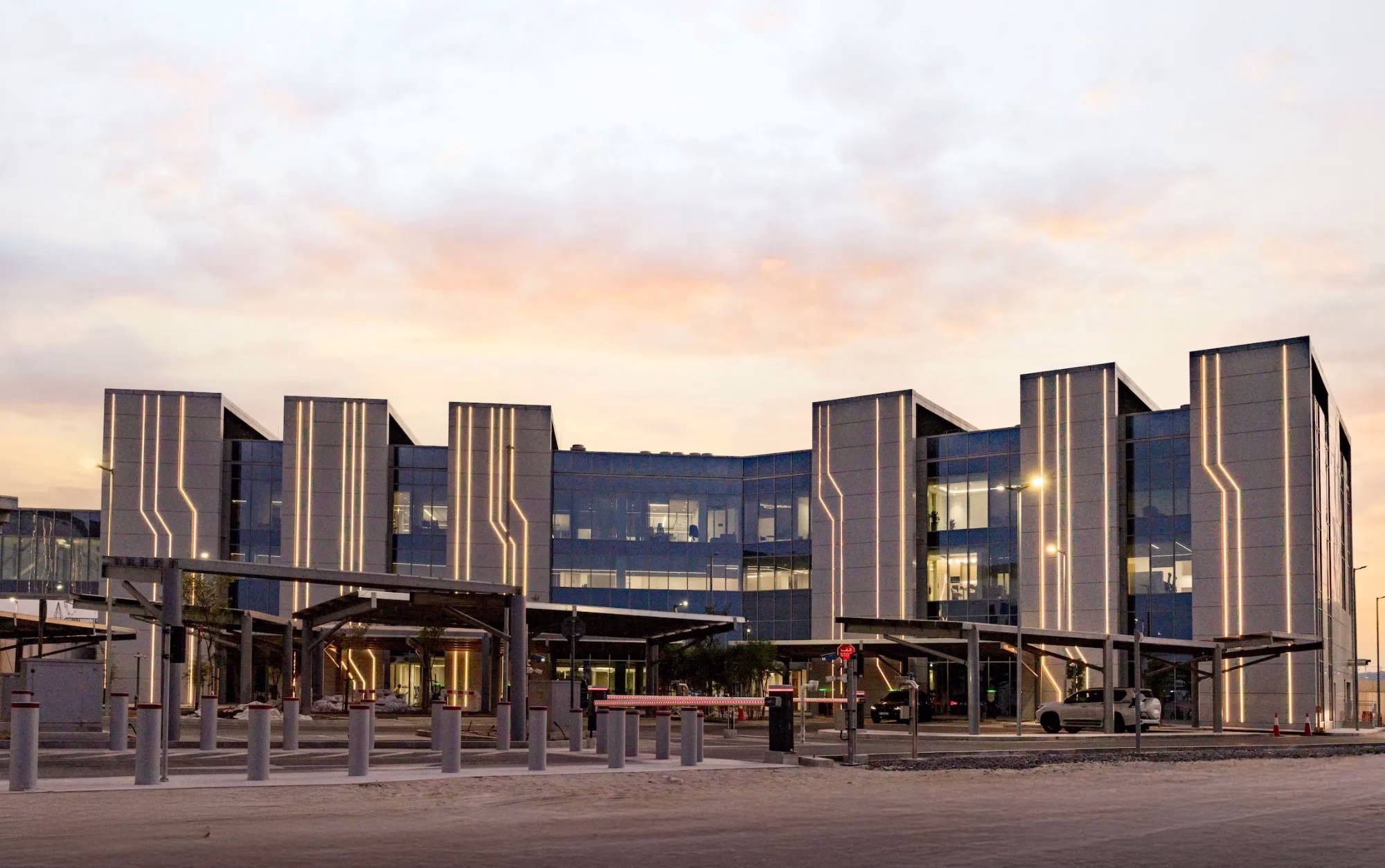 Microsoft Data Center Expansion in UAE