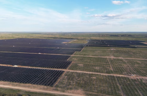 209 MW dc solar project near Uvalde, Texas