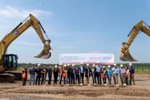 Big Muddy Solar Project in Illinois Secures $183 Million Financing, Arevon Continues Construction