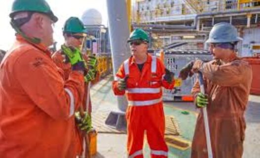 Offshore oil and gas technicians, Australia