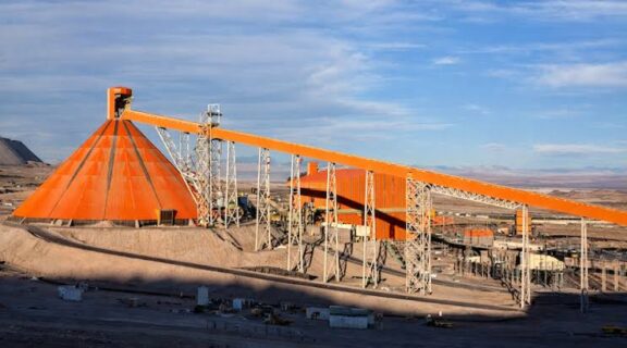 The plant will cost approximately $1 billion to construct.