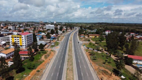 Once complete, the dual-carriageway will ease chronic congestion along Kenya’s vital transport artery.
