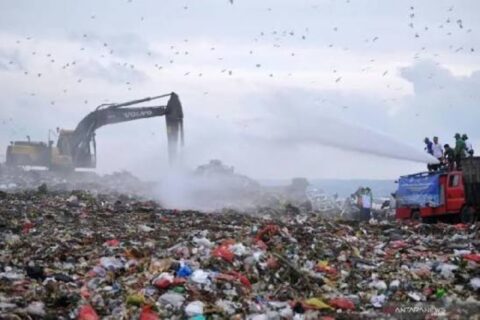 Waste landfill