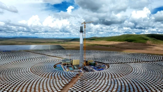 World’s Highest Solar Thermal Plant in China